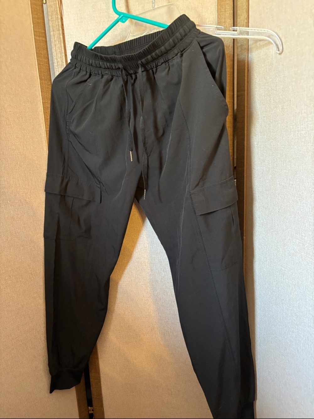 FINAL MARKDOWN Ladies Black Jogger Cargo Pants - Elastic Waist extra small